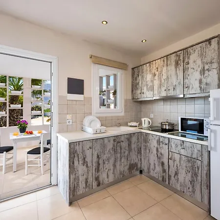 George Country house Vothon